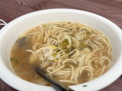 -小河无名面馆