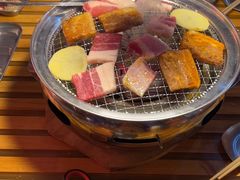 -叽叽扎扎烤肉场(生态城万达店)