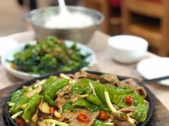 铁板牛肉-洪霞餐馆