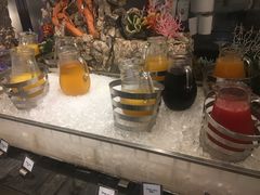 -圣丰索菲特·2 On 988 Café 自助餐厅