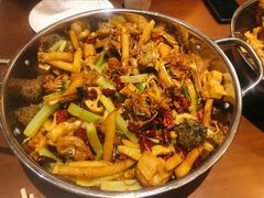 干锅牛蛙-馋嘴蛙火锅