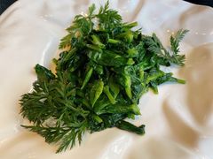 清炒豌豆尖-大董烤鸭店(王府井店)