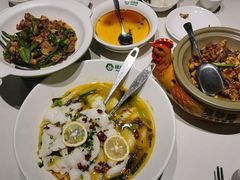 -绿草地·湘菜(7mall店)