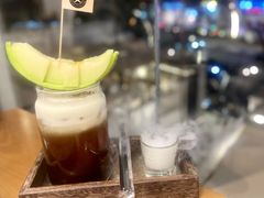 -Mark&Mars Restaurant