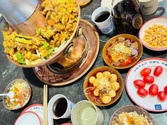 -巴四老城区炭火蛙锅(张江店)