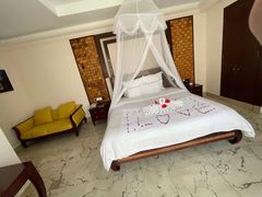 -三亚湾海居铂尔曼度假酒店