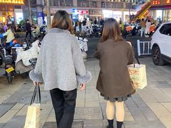 -龙湖杭州滨江天街