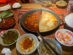 -赵美丽·重庆社区火锅·直营店(火车东站·中豪国际店)