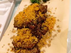 金蒜排骨-江南韵·无锡太湖文化体验餐厅(凤凰天街店)