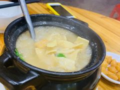 -皮蛋弟砂锅店(总店)