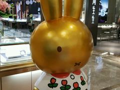 -银泰百货(西湖店)