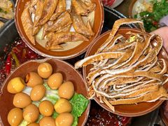 -黄潇洒老火锅(九眼桥宏济巷店)