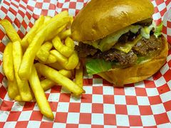 乌玛米双层堡-UMAMI乌玛米披萨·汉堡·清真Halal(红岭北店)