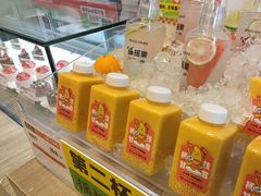 -缇纳甜妮·西餐·甜点(商字店)