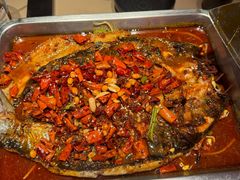 -鸣记脆皮烤鱼·海鲜烤鱼(三八广场店)
