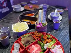 -热火朝天鲜切牛肉火锅(南强街巷店)