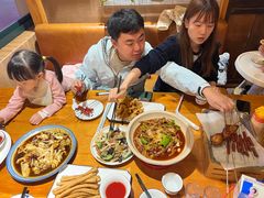 -六福酒馆(秦隆步行街店)