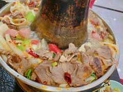-撒拉人家.酸菜牦牛肉火锅