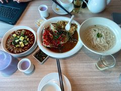 双色鱼头-石头咕(葵蓬店)