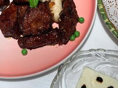 粤式牛仔粒-荷塘秋月·本帮江浙菜(国权路店)