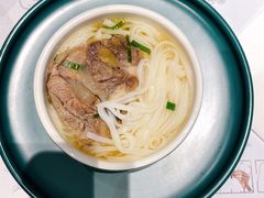 -美奈小馆·越南料理(中航城君尚购物中心店)