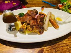 -1886德国汽车餐厅(外滩十六铺码头店)