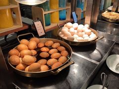 -亚龙湾希尔顿自助餐厅·海鲜·烧烤·沙滩BBQ·现场乐队