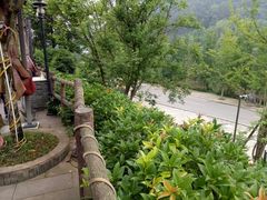 -楠柏弯休闲山庄(梨花溪店)