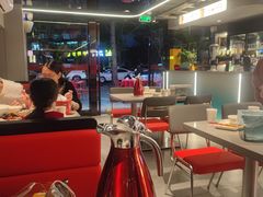 -龙巢盱眙龙虾·牛蛙·烧烤宵夜(八卦岭店)