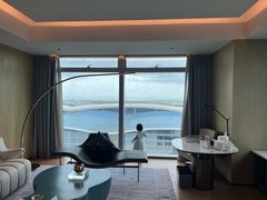 -深圳国际会展中心希尔顿酒店(前海华发冰雪世界店)