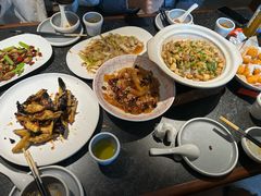 -五谷丰登农家院·地道胶东菜·海鲜烧烤(威海店)