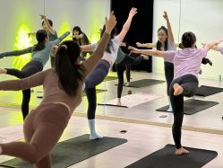 -蓝菲女子能量站·舞蹈·瑜伽·体塑