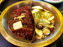 -沸炉重庆老火锅(军事博物馆店)