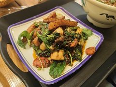 -云阿蛮云南生烫牛肉米线(奉贤路店)