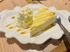 -玛格萝妮比萨屋(四平店)