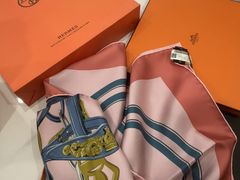 -聚云奢二手奢侈品黄金手表包包回收·中古店(三里屯总店)