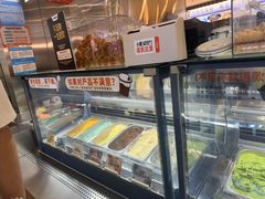 -极拉图·现制冰淇淋(大卫城店)
