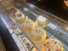 -花花卷卷·鲜食蛋糕(静安久光百货店)