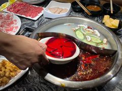 菌汤鸳鸯锅-渝味晓宇火锅(合川路店)