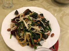 -鹤乡东北菜(崮山路店)