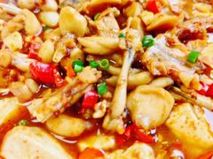-湖南人家湘菜馆(镇江路店)