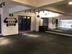 -悦耐私教健身馆(保利中心店)