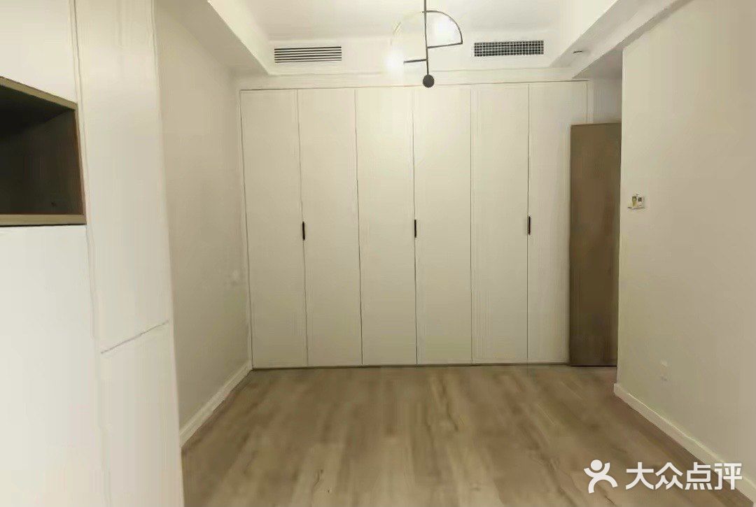 常见的三居室户型，全屋定制家具极大增加全屋储物