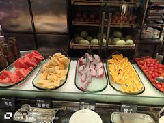 -领鲜活海鲜榴莲自助火锅(东门店)