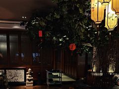 -八府香鸭·啫啫煲(华山路店)