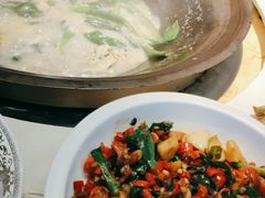 -陈大锅·岳阳鱼馆·地道岳阳菜(美食街店)