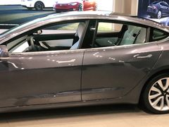 -TESLA 特斯拉(上海太古汇体验店)