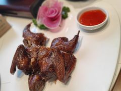 脆皮乳鸽-映月潭传家菜(易俗河店)