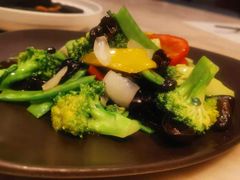 -港丽餐厅(高德置地店)