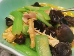 -湖畔居茶楼(湖滨店)